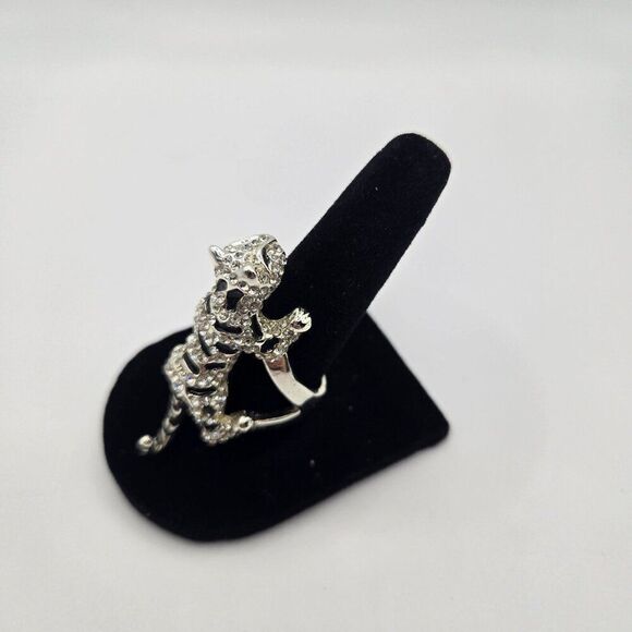 Silver-Plated Tiger Panther Jaguar Statement Ring Rhinestone Encrusted Size 7 - Picture 3 of 5